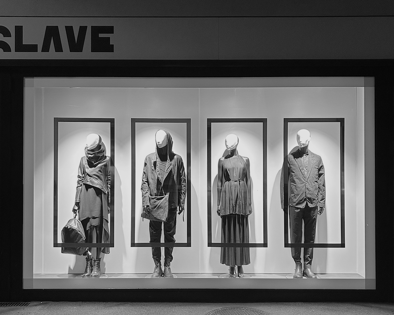 FASHIONSLAVE